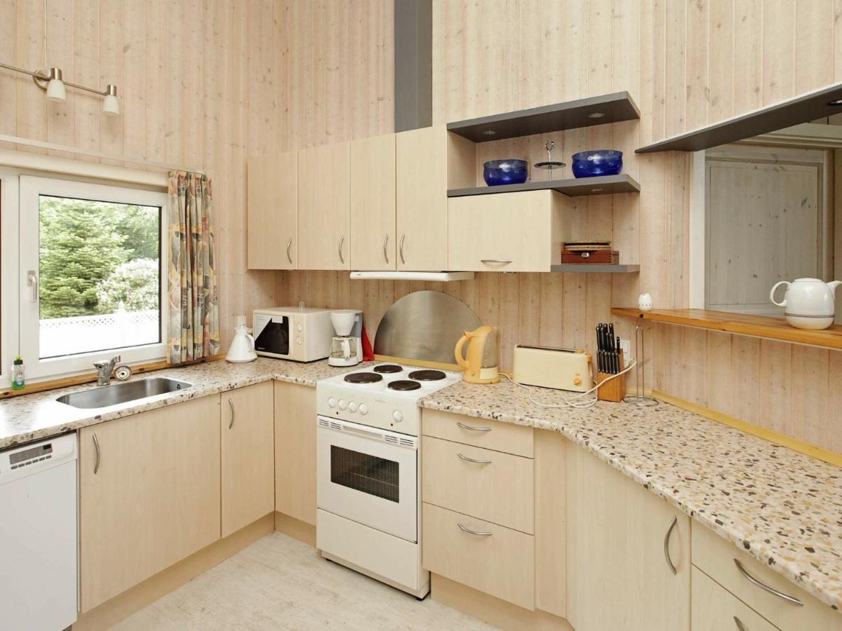 6 Person Holiday Home In Ansager Экстерьер фото